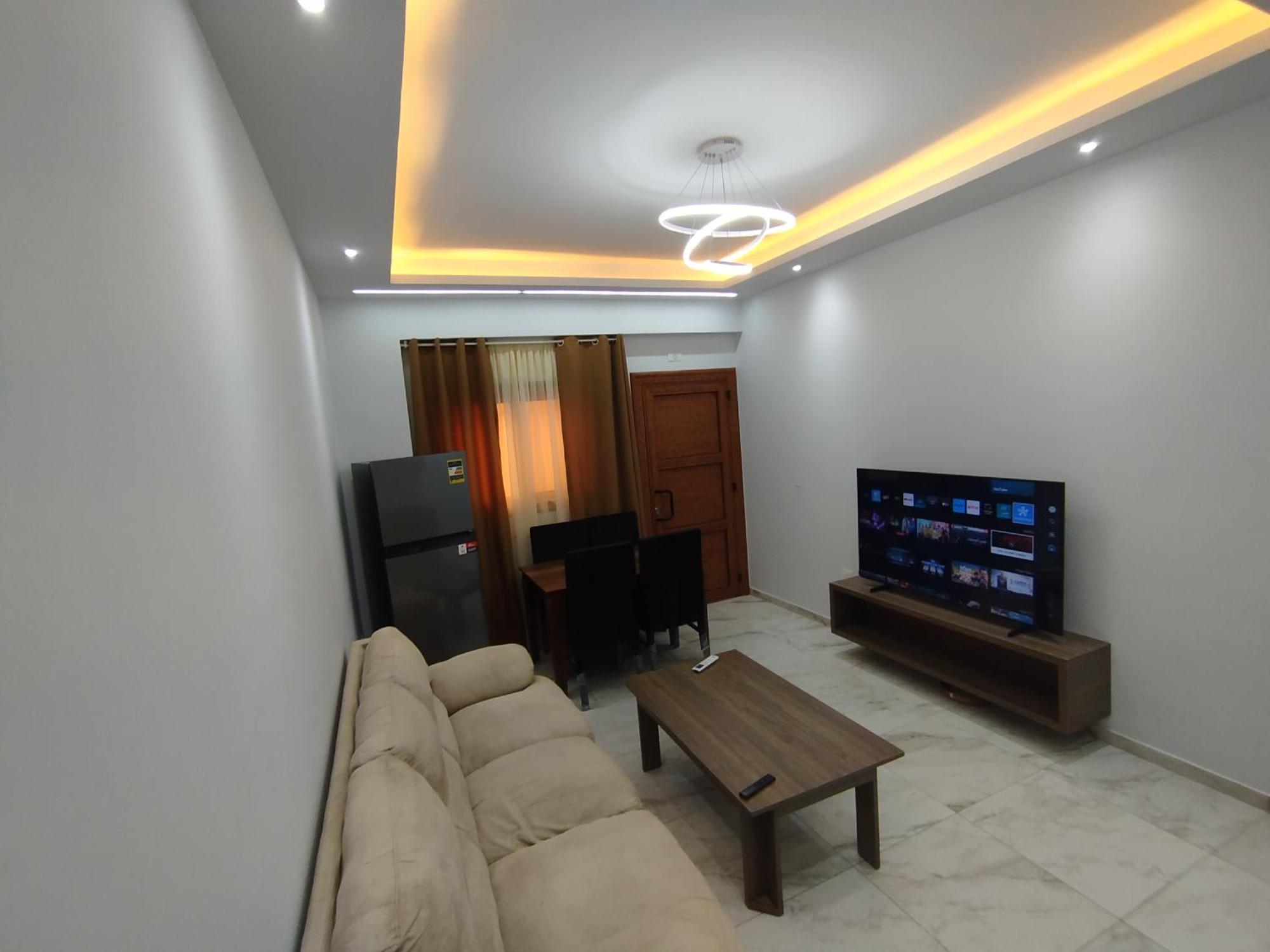Apartment شقه فندقيه مفروشه Cairo